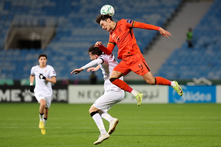 新华体育：U23国足将向历史发起冲击，此前5次参赛从未小组出线