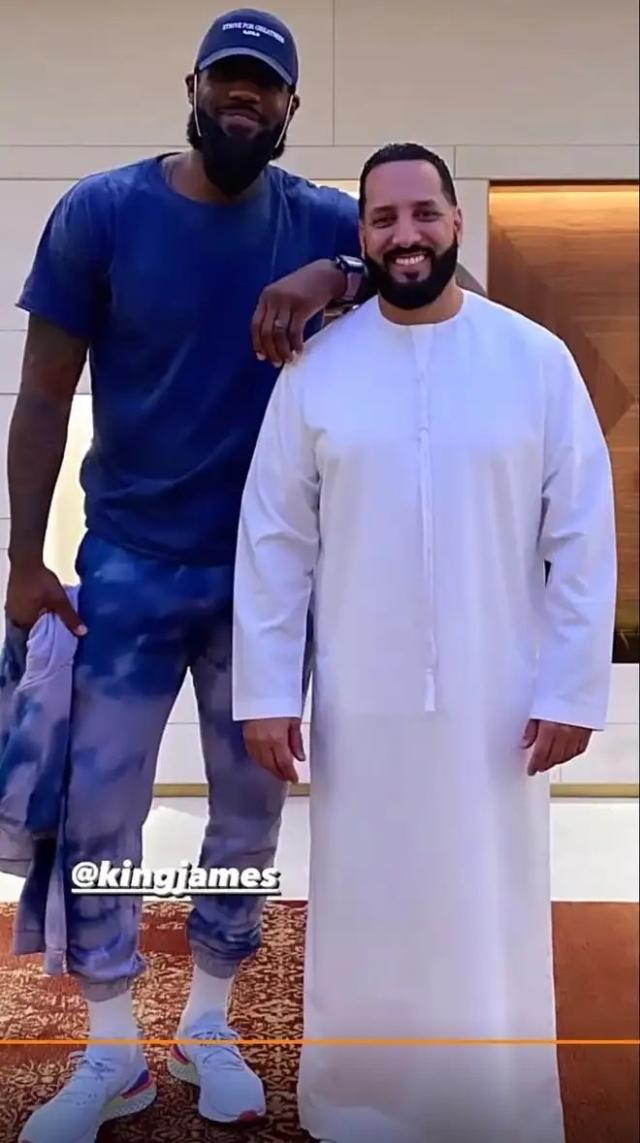 1650635842023077255.jpg 詹姆斯.jpg